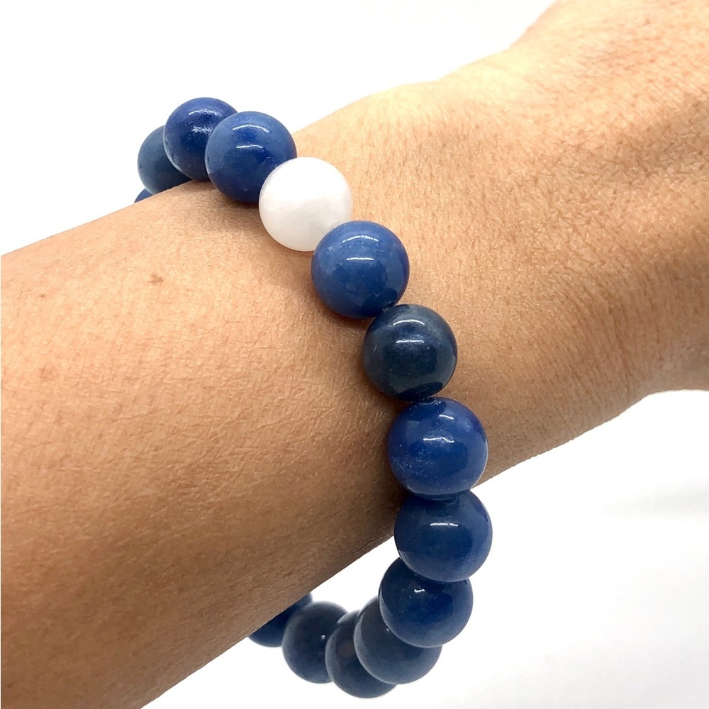 10mm Blue Aventurine Gemstone beaded crystal bracelet - Picture 3 of 5